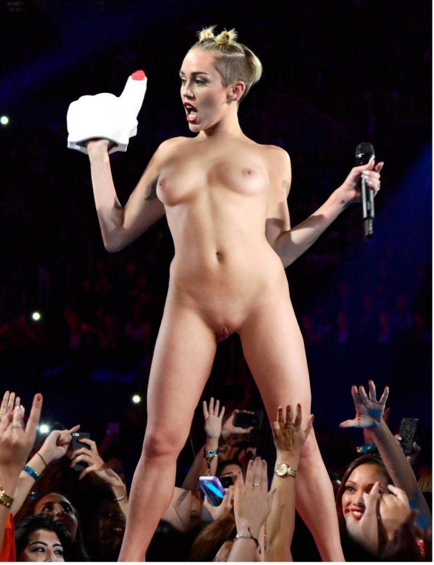miley cyrus undressed
